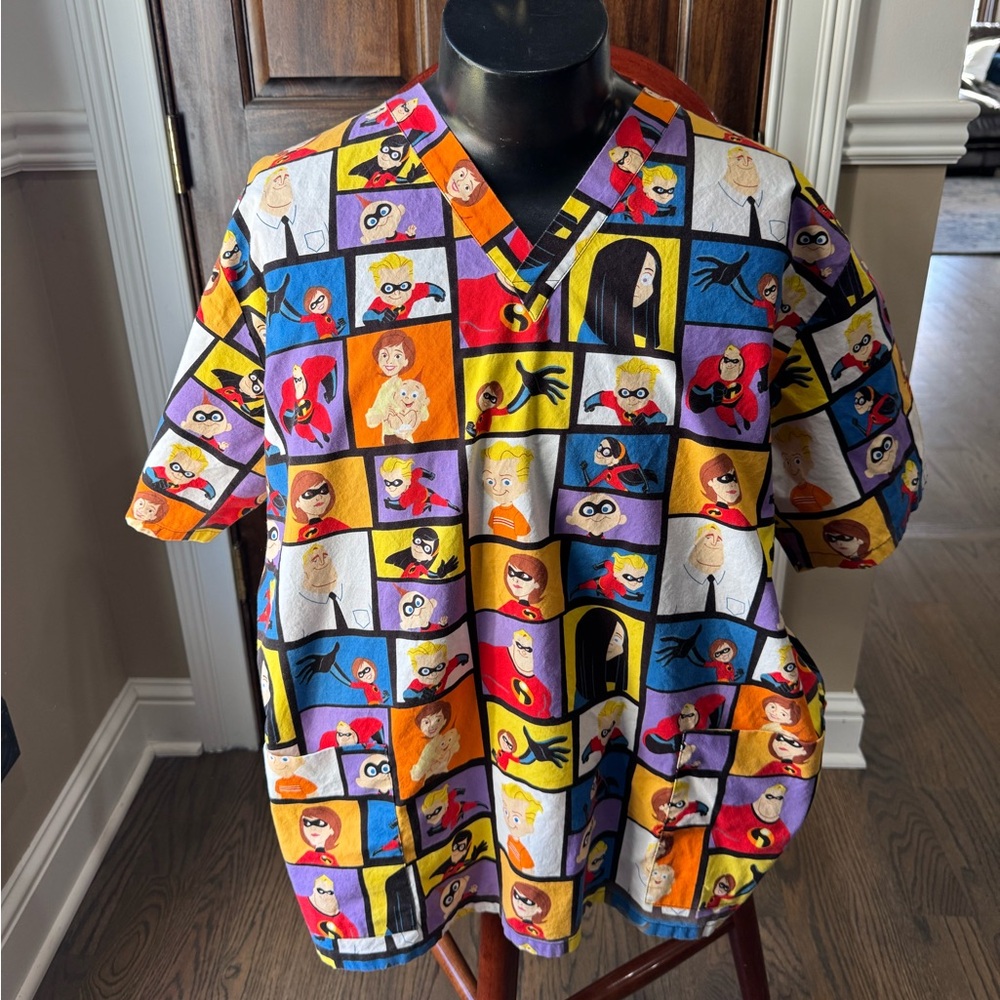Vintage Pixar’s The Incredibles Scrub Top